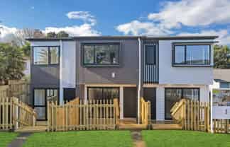 2/36 Kirton Crescent, Manurewa