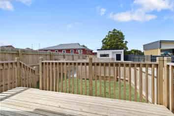 63  Flanshaw Road, Te Atatu South