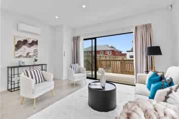 63  Flanshaw Road, Te Atatu South