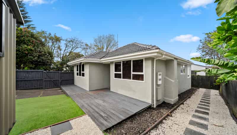 1/4 Coxhead Road, Manurewa