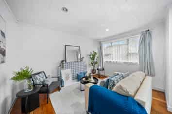 1/4 Coxhead Road, Manurewa