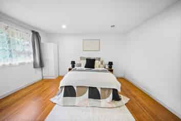 1/4 Coxhead Road, Manurewa