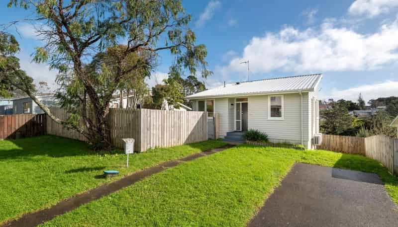 73 Taurus Crescent, Beach Haven