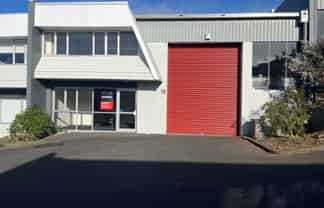 299sqm Industrial Wairau Valley