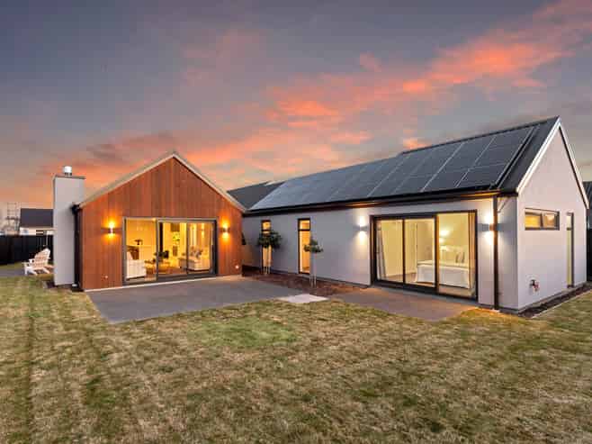 16 Eleanor Lane, Casebrook