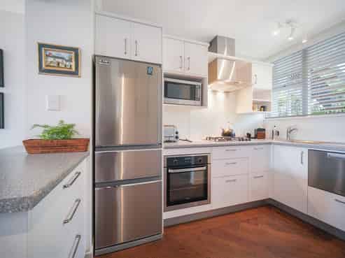1/13 Emmett Street, Herne Bay