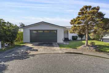 13 Chorley Grove, Churton Park