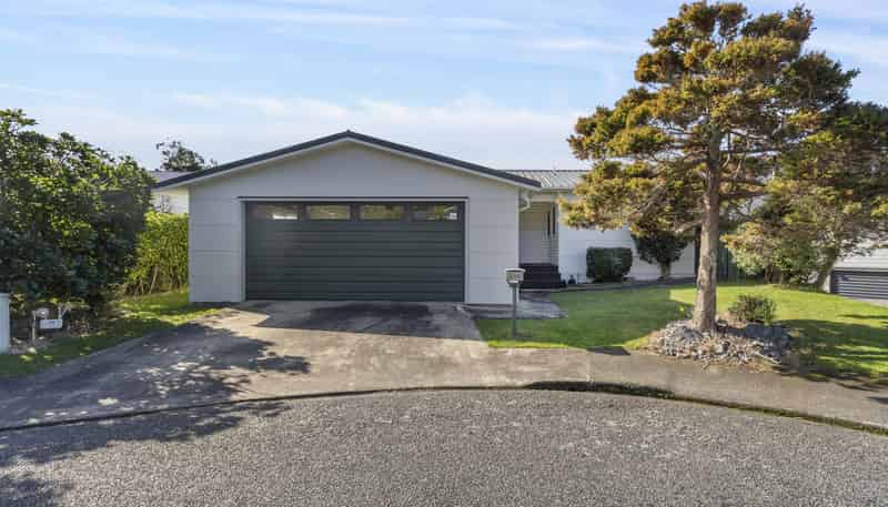 13 Chorley Grove, Churton Park