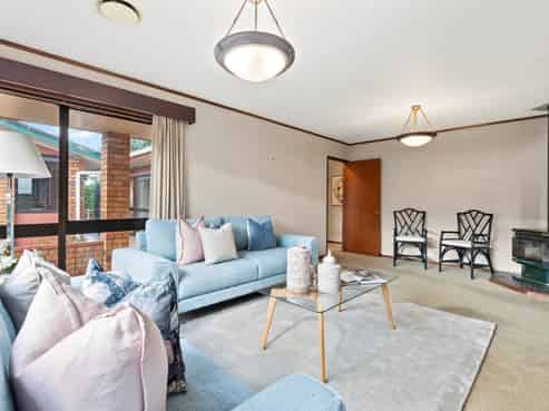 17 Brockton Avenue, Conifer Grove