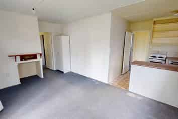 235B Manly Street (Bottom Flat), Paraparaumu Beach