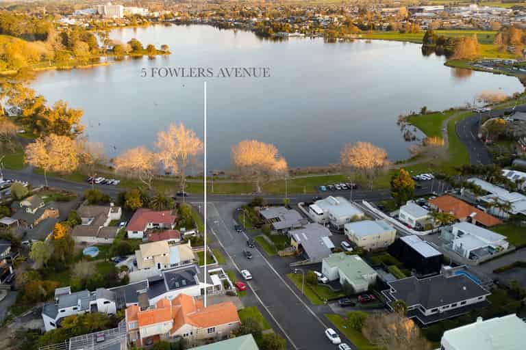 Fowlers Avenue, Hamilton Lake, Hamilton City For Sale