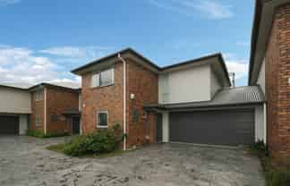 3/90 Huxley Street, Sydenham