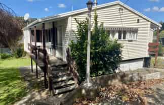 7 Puflett Road (Front), Havelock North