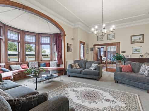 43 Rainforth Street, Roslyn