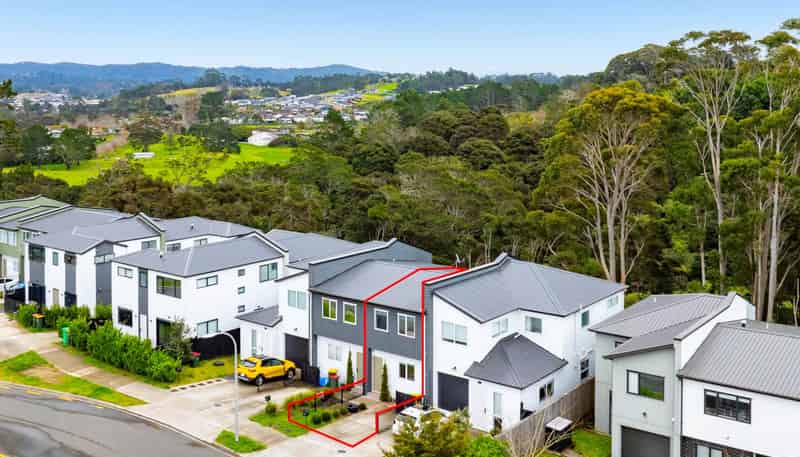 21 Kaimai Avenue, Massey