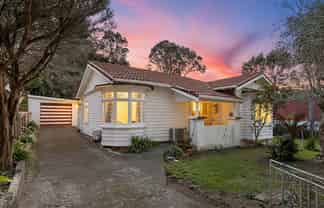 8 & 6 Tyne Street, Island Bay