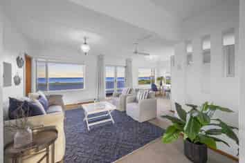14 Le Quesne Road, Bay View