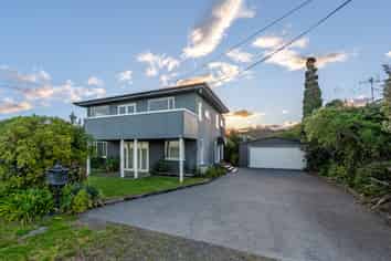 14 Le Quesne Road, Bay View