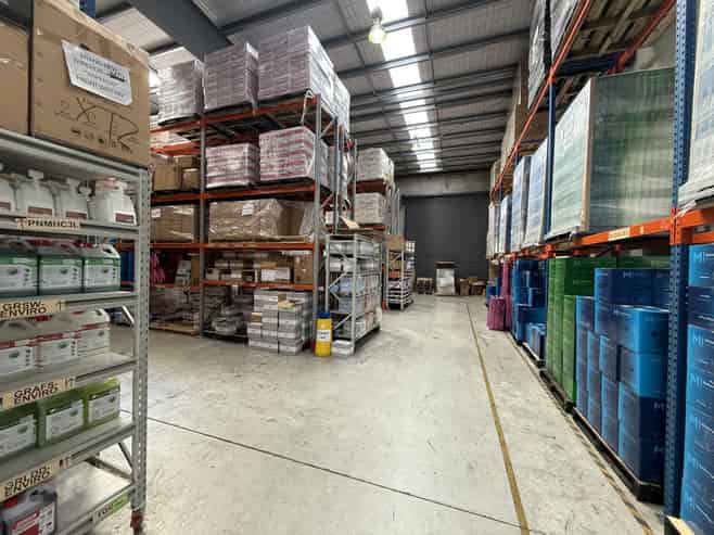 A-Grade industrial with drive through access