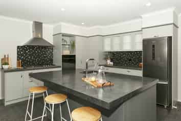 4 Tranquil Place, Allenton