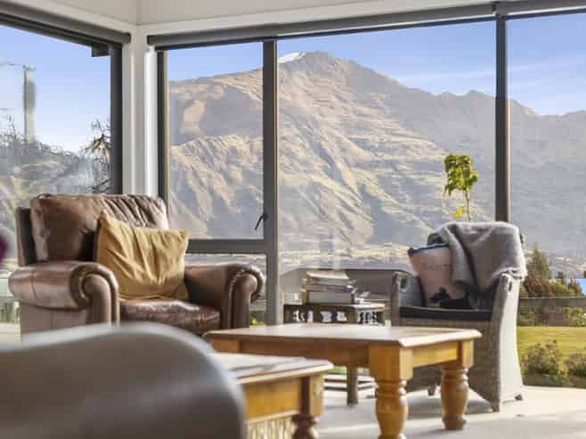21 Valley Crescent, Wanaka