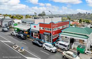 Flexible Character Kingsland Freehold