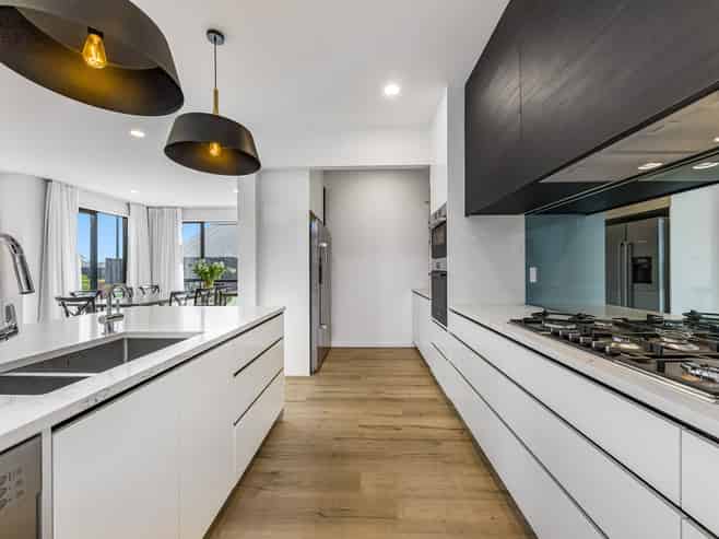 53 Maurice Kelly Road, Milldale