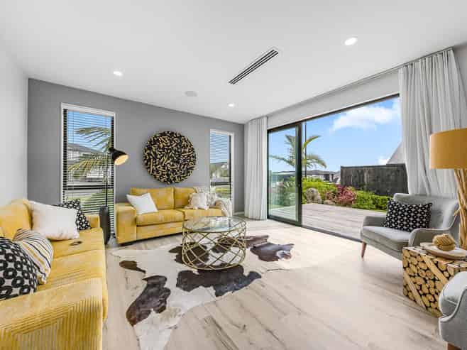 53 Maurice Kelly Road, Milldale