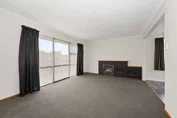 25 Manapouri Place, Glenview
