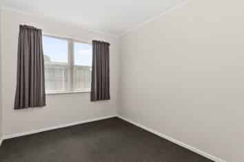 25 Manapouri Place, Glenview