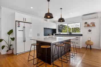 22 Crawford Avenue, Mangere Bridge