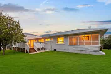 22 Crawford Avenue, Mangere Bridge