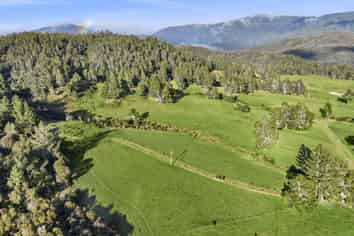  Takaka-Collingwood Highway, Takaka