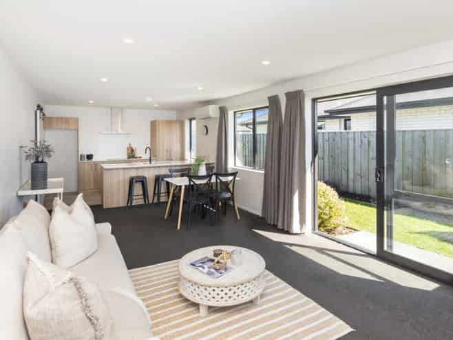 66 Broadway Parade, Rolleston