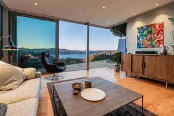 77 Palliser Road, Roseneath