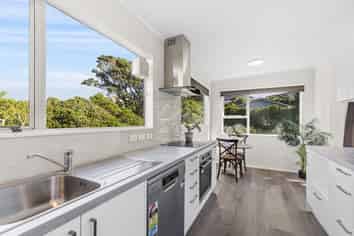 4A/7 Terrace Road, Titahi Bay