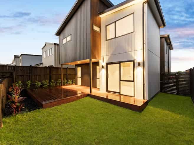 54 Matangi View Drive, Orewa