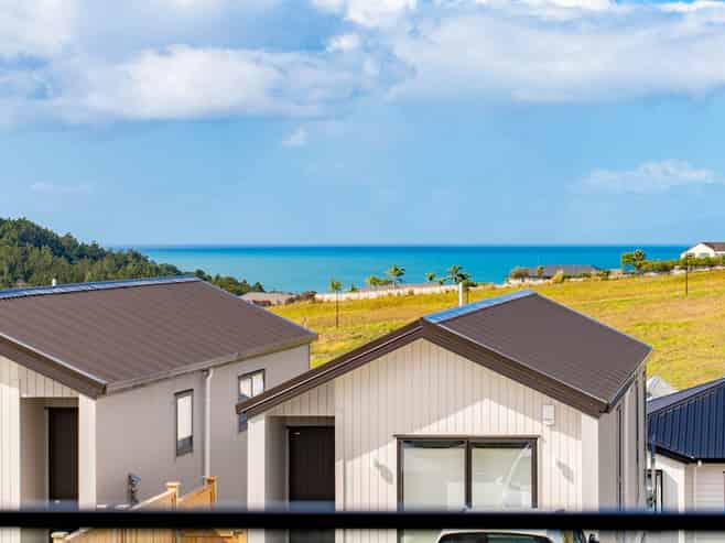 54 Matangi View Drive, Orewa