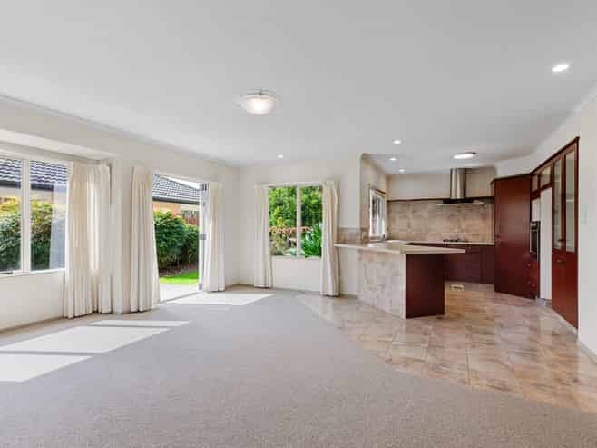 7 St Clair Place, Papamoa