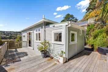 26 Freeling Street, Island Bay