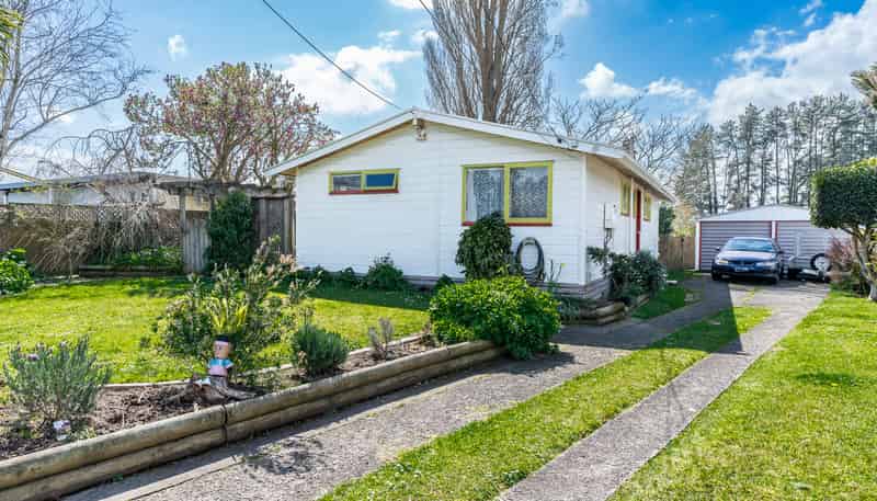 17 Anthony Crescent, Bader