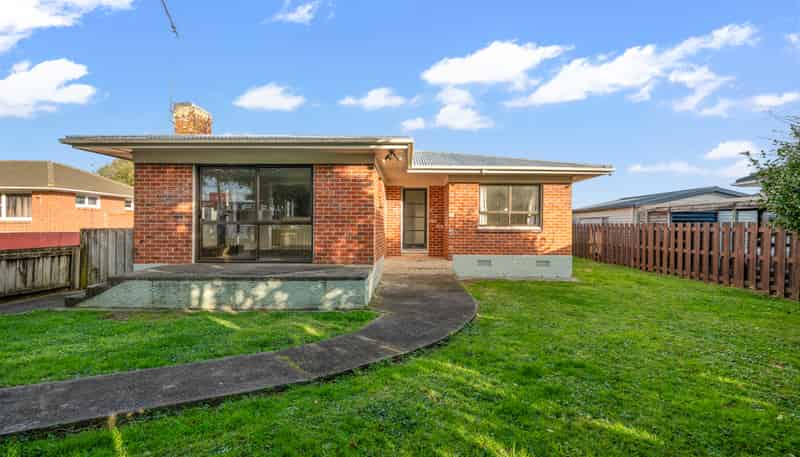 14 Cross Street, Papakura