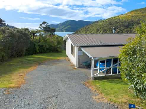 3 Field Terrace, Okiwi Bay