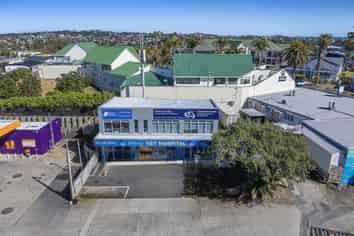 Freehold Multi-tenanted Investment