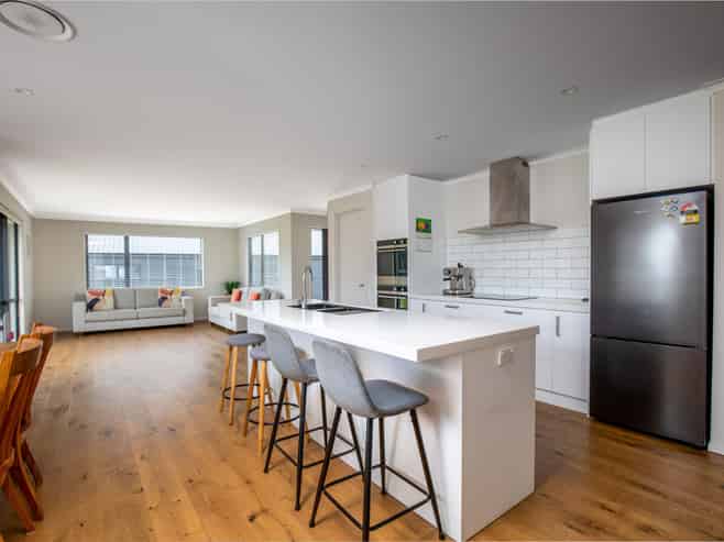 10 Sequoia Close, ALEXANDRA