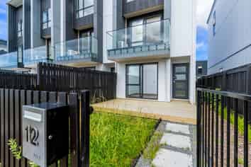 12 Papa Takoro Lane, Flat Bush