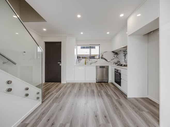 100E Seymour Road, Sunnyvale
