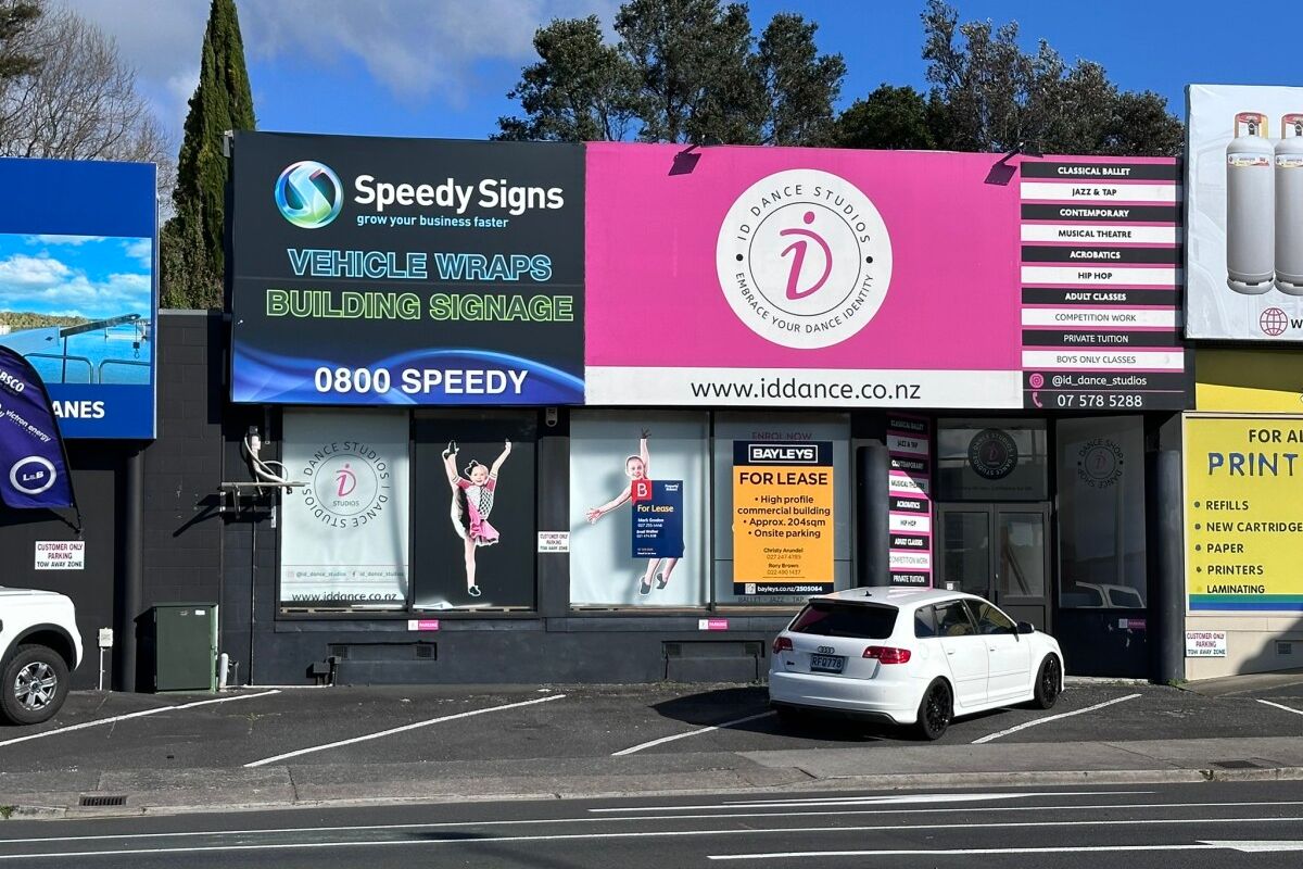 Be Seen on One of Tauranga's Busiest Corners - Vista 2