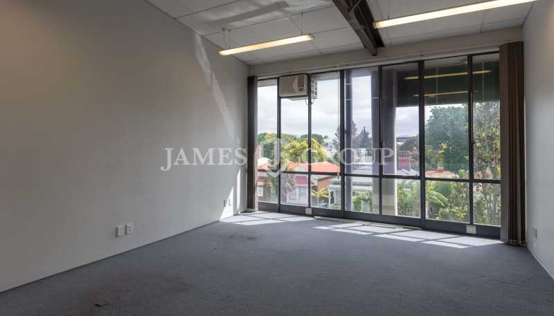 2B/40 Mount Eden, Mount Eden