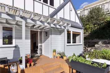 2/21 Wiles Avenue, Remuera
